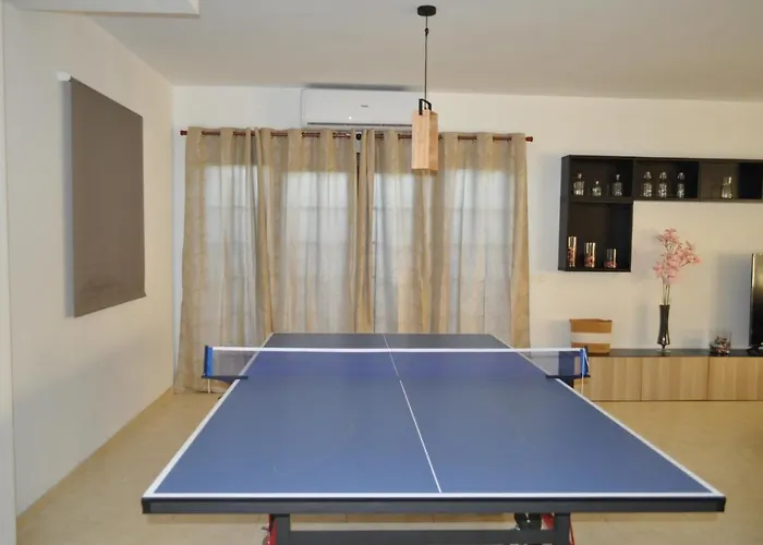 فيلة Esmeralda *