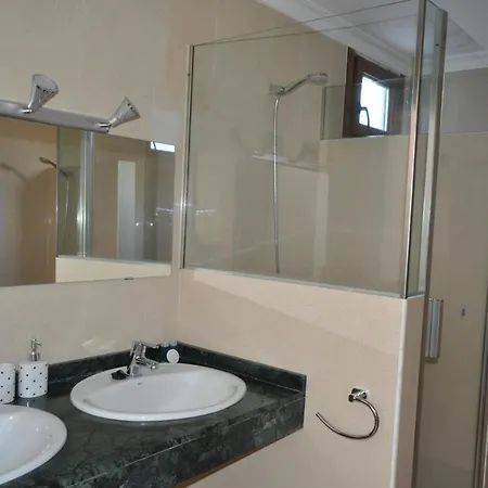 فيلة Esmeralda *