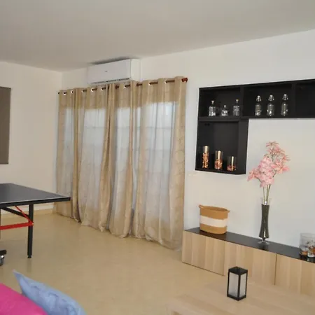 Esmeralda فيلة *